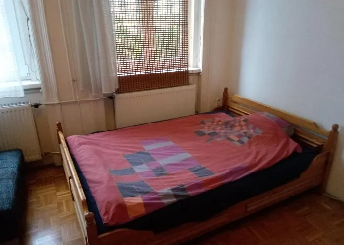 Private Near Corvin With Balcony Apartmán